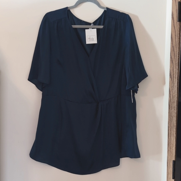 NWT Plus Size Faux Wrap Teal Blouse - Picture 2 of 10